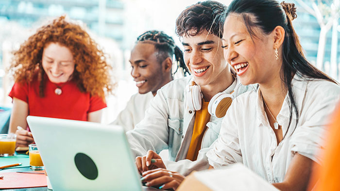 5 Key Digital Insights for Better Citizen Experiences in Government